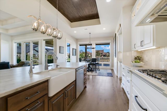 106 Rangeway CIR, Kingsland, TX 78639