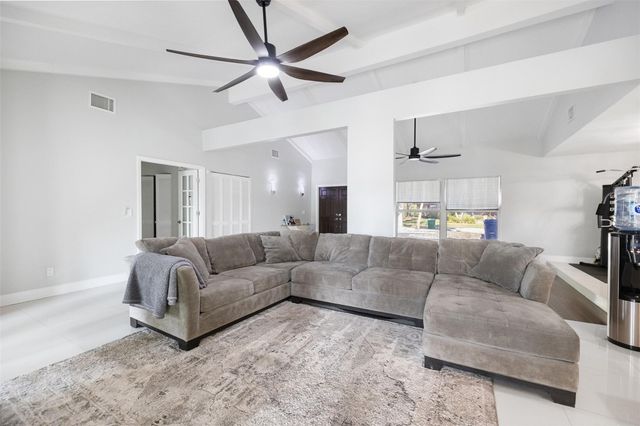 9902 NW 20th Street, Coral Springs, FL 33071