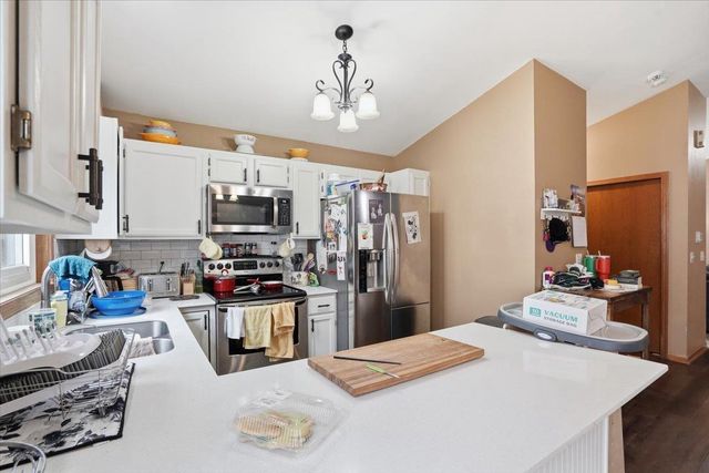 620 Constitution Lane, Deforest, WI 53532