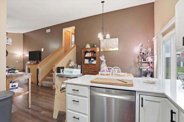 620 Constitution Lane, Deforest, WI 53532
