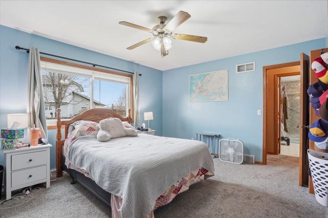 620 Constitution Lane, Deforest, WI 53532