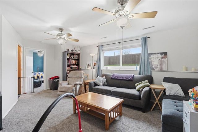 620 Constitution Lane, Deforest, WI 53532