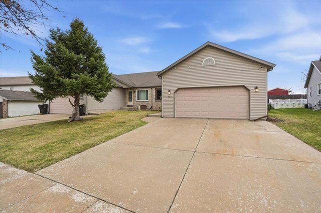 620 Constitution Lane, Deforest, WI 53532