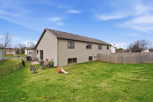 620 Constitution Lane, Deforest, WI 53532