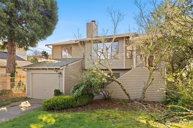 917 N 100th Street, Seattle, WA 98133