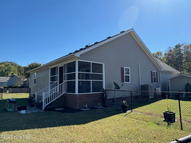 103 W Heron Court, Elizabeth City, NC 27909