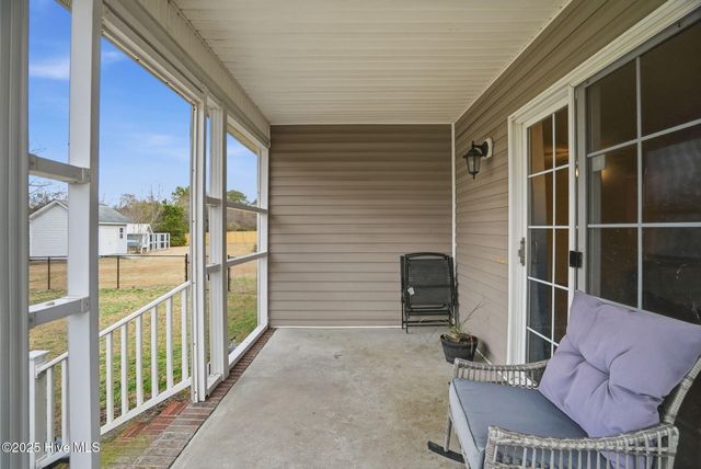 103 W Heron Court, Elizabeth City, NC 27909