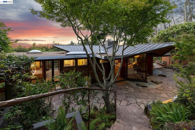 760 WILDCAT CANYON ROAD, Berkeley, CA 94708