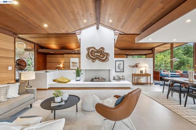 760 WILDCAT CANYON ROAD, Berkeley, CA 94708