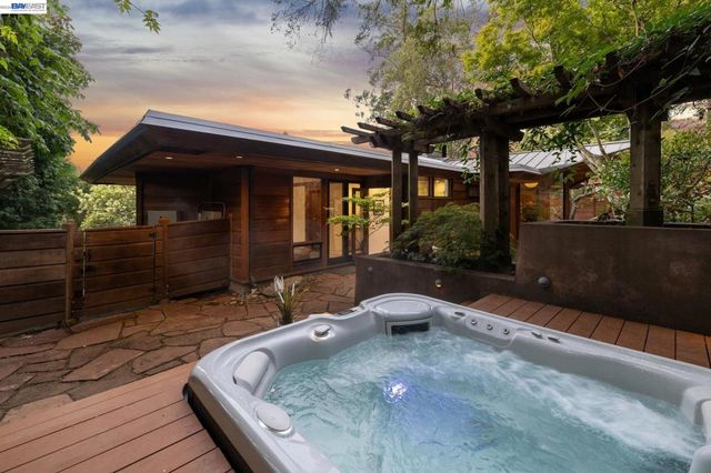 760 WILDCAT CANYON ROAD, Berkeley, CA 94708