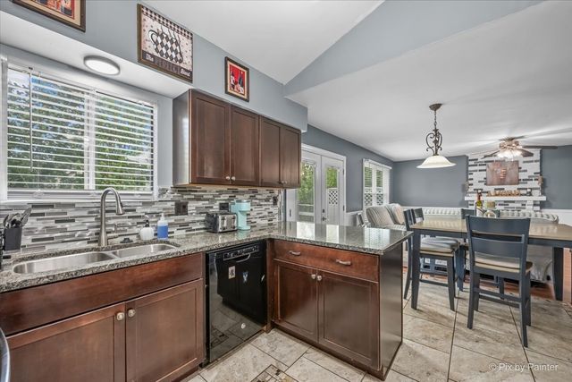 1314 Aspen Court, Elgin, IL 60120