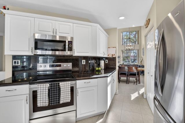 1294 NW 168th Avenue, Pembroke Pines, FL 33028