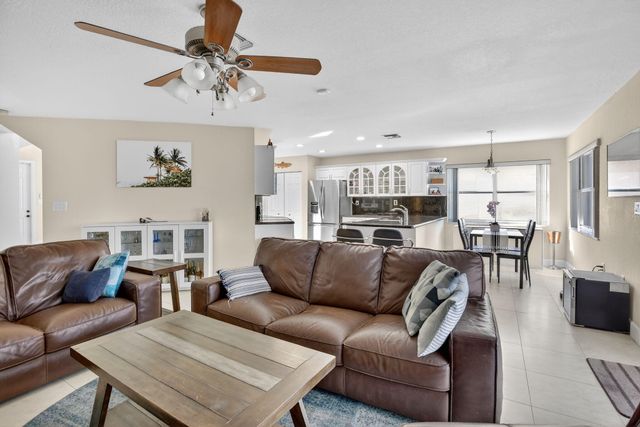 1294 NW 168th Avenue, Pembroke Pines, FL 33028