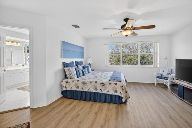 1294 NW 168th Avenue, Pembroke Pines, FL 33028