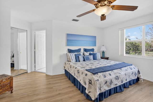 1294 NW 168th Avenue, Pembroke Pines, FL 33028