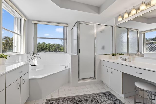 1294 NW 168th Avenue, Pembroke Pines, FL 33028