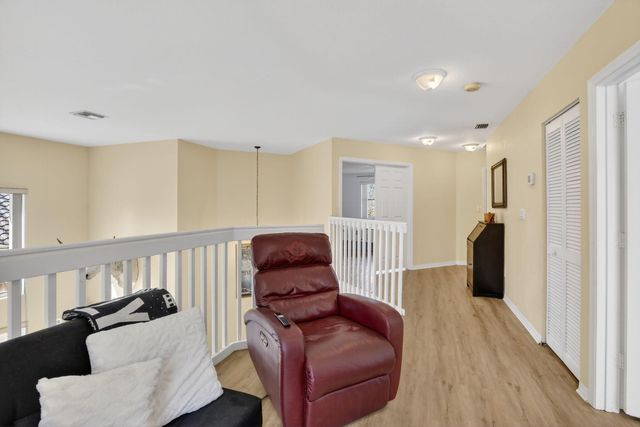 1294 NW 168th Avenue, Pembroke Pines, FL 33028