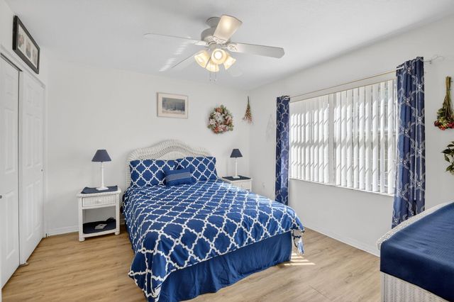 1294 NW 168th Avenue, Pembroke Pines, FL 33028