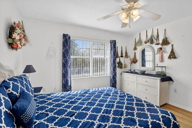 1294 NW 168th Avenue, Pembroke Pines, FL 33028