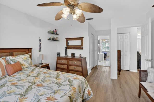 1294 NW 168th Avenue, Pembroke Pines, FL 33028