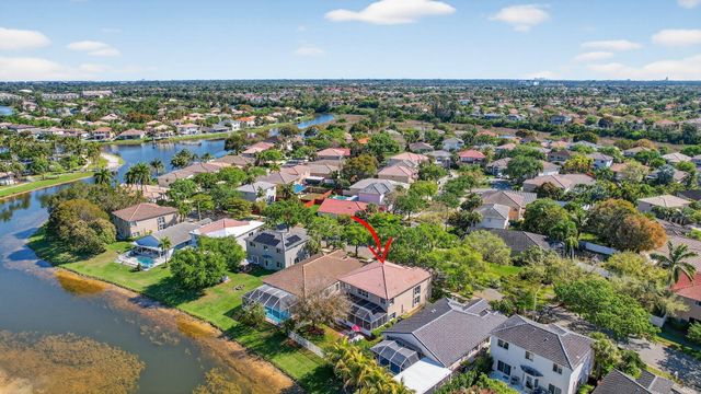 1294 NW 168th Avenue, Pembroke Pines, FL 33028