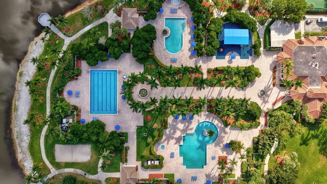 1294 NW 168th Avenue, Pembroke Pines, FL 33028