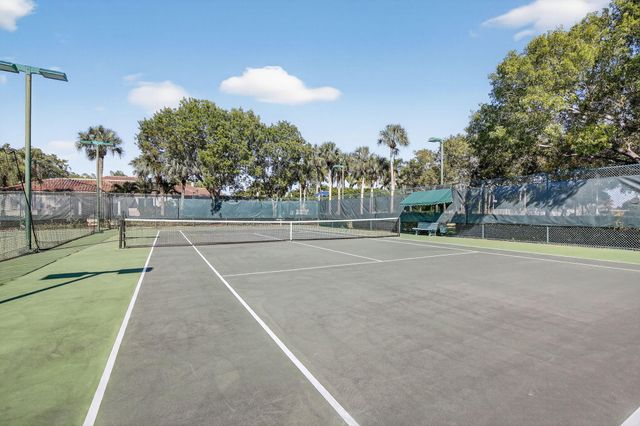 1294 NW 168th Avenue, Pembroke Pines, FL 33028