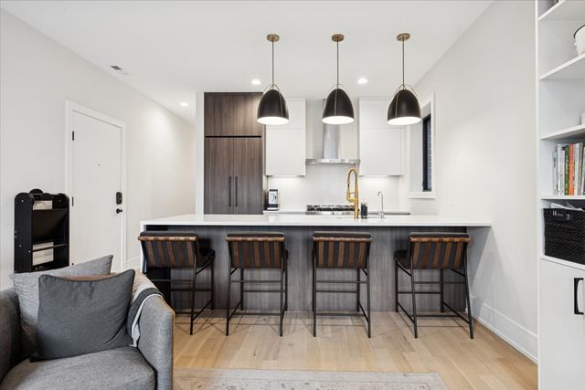 2228 W Belmont Avenue 2, Chicago, IL 60618