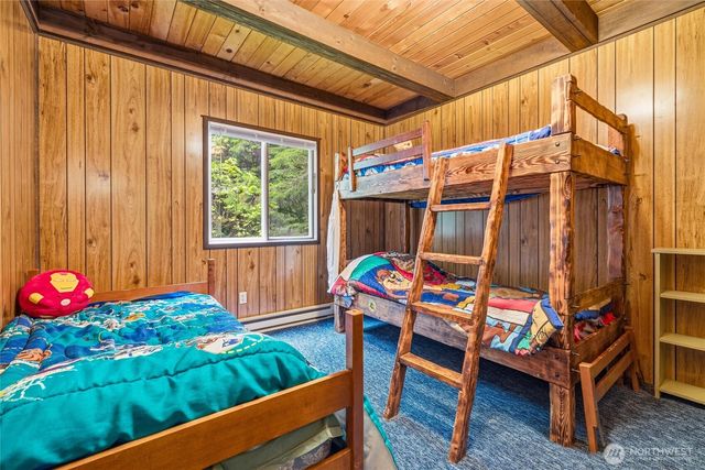 6924 Baker Circle, Deming, WA 98244