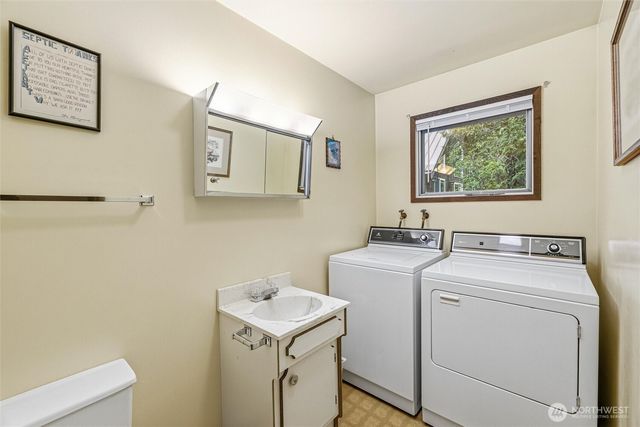 6924 Baker Circle, Deming, WA 98244