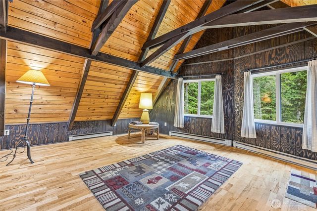 6924 Baker Circle, Deming, WA 98244