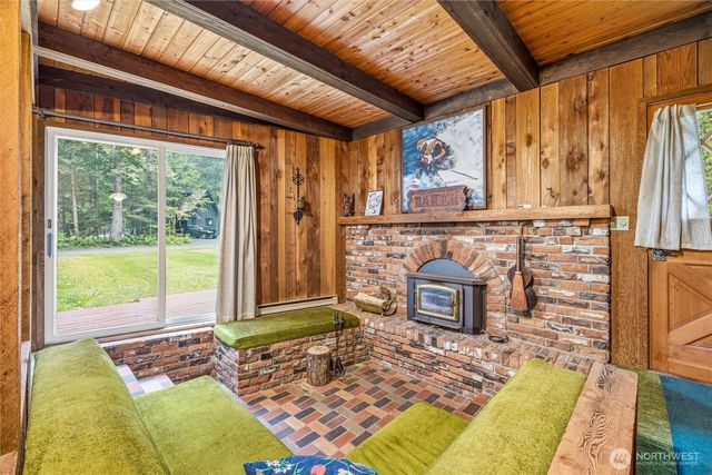 6924 Baker Circle, Deming, WA 98244