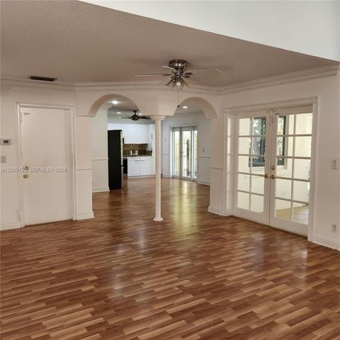11281 Reveille Rd 11281, Cooper City, FL 33026