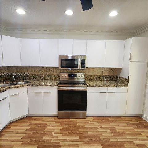 11281 Reveille Rd 11281, Cooper City, FL 33026