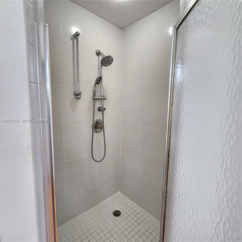 11281 Reveille Rd 11281, Cooper City, FL 33026