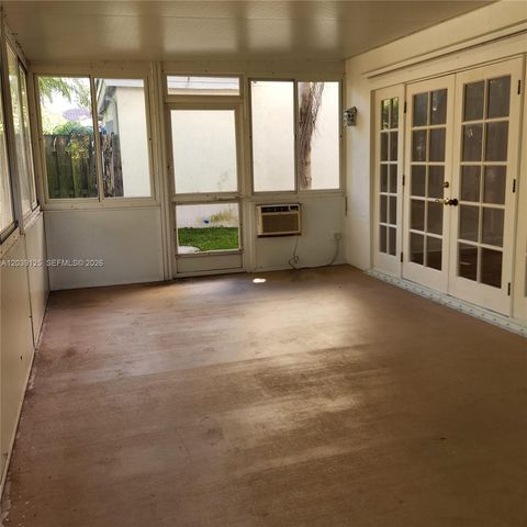 11281 Reveille Rd 11281, Cooper City, FL 33026