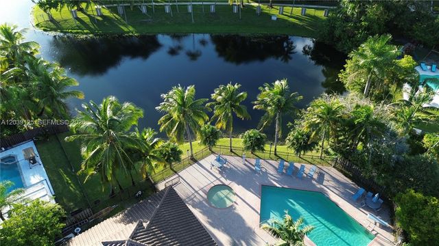 11281 Reveille Rd 11281, Cooper City, FL 33026