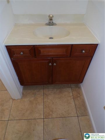1013 Devonshire Road, Allentown City, PA 18103