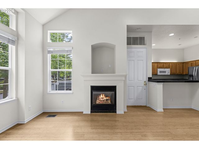 6443 Ne BRIGHTON St, Hillsboro, OR 97124
