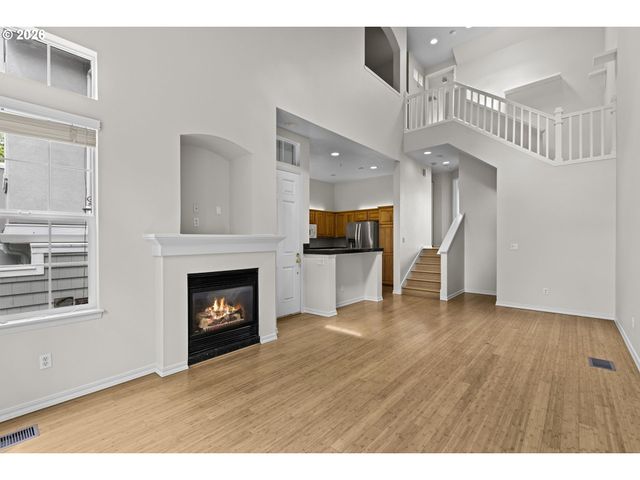 6443 Ne BRIGHTON St, Hillsboro, OR 97124