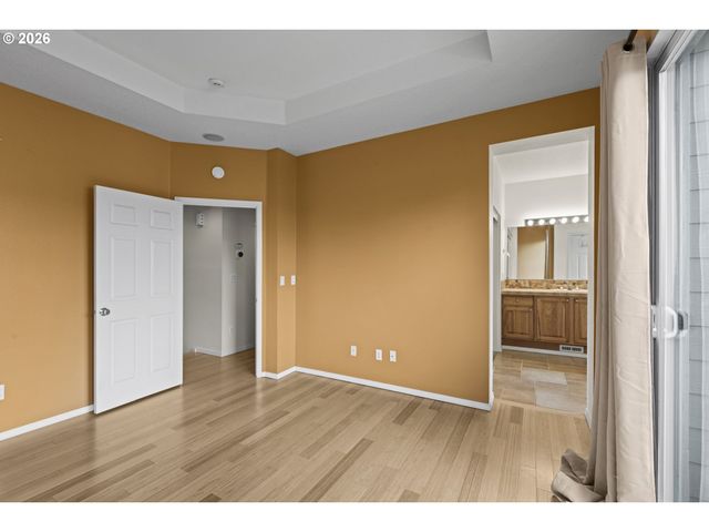 6443 Ne BRIGHTON St, Hillsboro, OR 97124