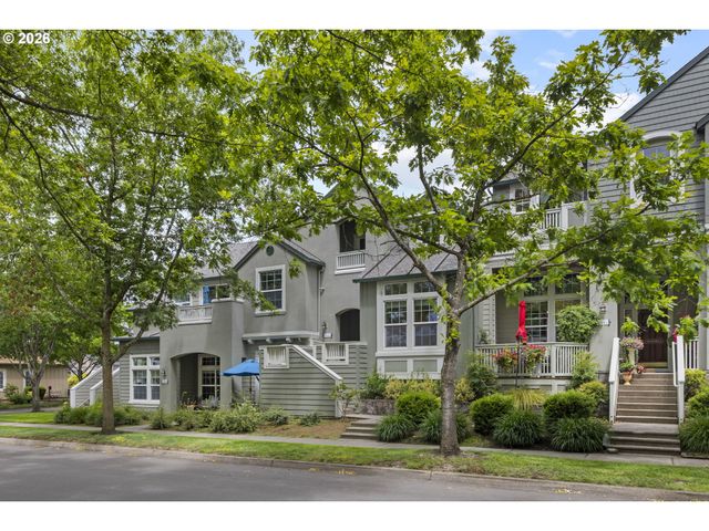 6443 Ne BRIGHTON St, Hillsboro, OR 97124