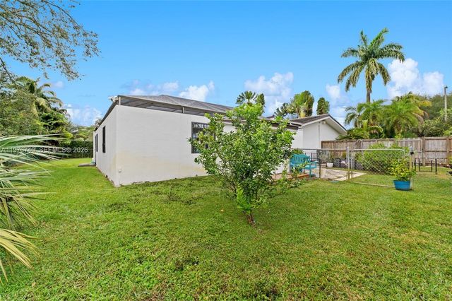 9838 SW 94th Terrace, Miami, FL 33176