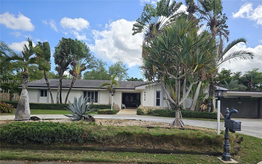 9838 SW 94th Terrace, Miami, FL 33176