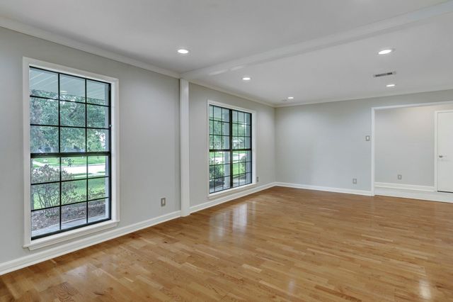 5419 Dumfries Drive, Houston, TX 77096