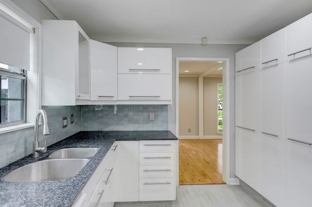 5419 Dumfries Drive, Houston, TX 77096