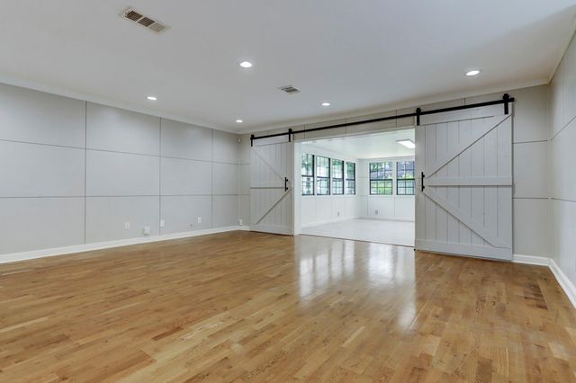 5419 Dumfries Drive, Houston, TX 77096