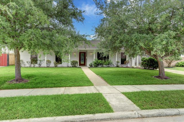 5419 Dumfries Drive, Houston, TX 77096