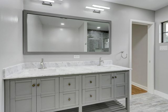 5419 Dumfries Drive, Houston, TX 77096