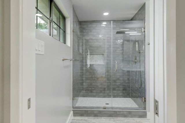 5419 Dumfries Drive, Houston, TX 77096